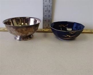 2 bowls