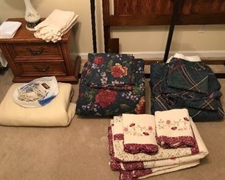 Electric Blanket/Queen & Twin Comforter Sets