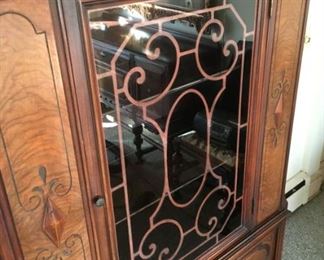 1935 China Cabinet Detailmin