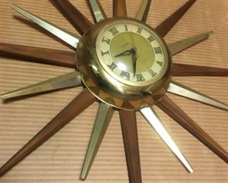 1935 United NIB Wall Clock min