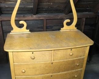 1935 Vintage 4Drawer Dressermin