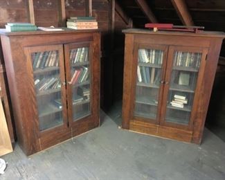 1935 Vintage Twin Bookshelvesmin