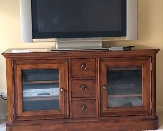 Sligh furniture media cabinet with 3 drawers and 2 cabinets