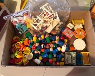  loads of Fisher Price vintage toys including people & accessories