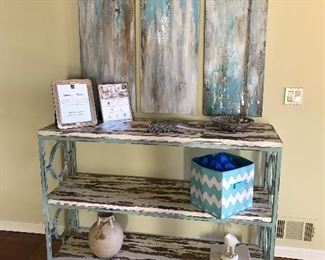 Distressed shelf cabinet