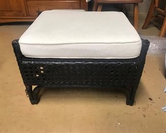 White wicker ottoman