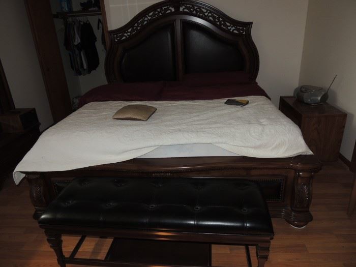 King size bed wood & leather head, foot board w/ rails