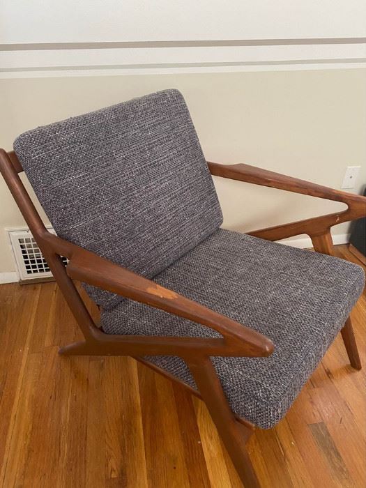 Vintage Reproduction Poul Jensen Selig Z Lounge Chair Mid-Century Danish Modern 