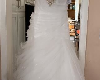 Disney Fairytale Wedding Dress Belle - Size 14 