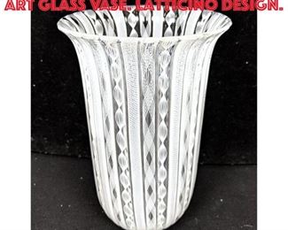 Lot 48 BAROVIER TOSO MURANO Art Glass Vase. Latticino design. 