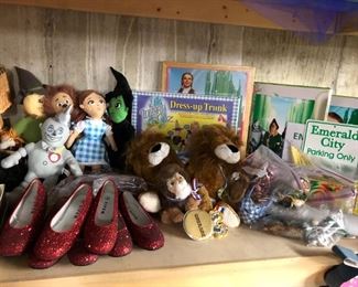 Wizard of Oz toys, collectibles and more.