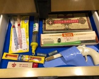 Huge collection of antique and vintage dentistry items to be sold.