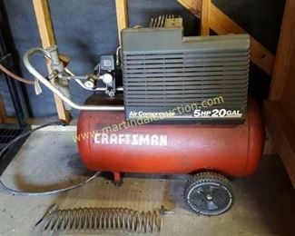 vintage Craftsman air compressor, works great