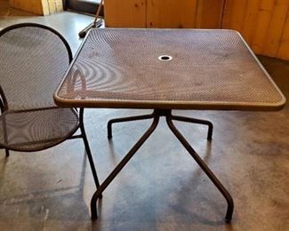 3ft x 3ft Metal Patio Table With 4 Chairs