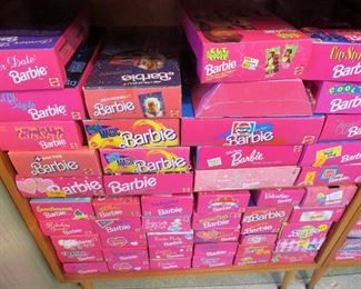 MOUNTAINS OF BARBIE AND ALL HER FRIENDS TO CHOOSE FROM