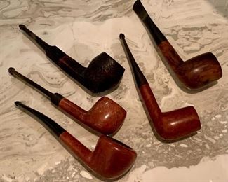 Item 200:  Assorted vintage pipes (5): $75