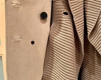 detail - Shawl collar and insert buttons in and out