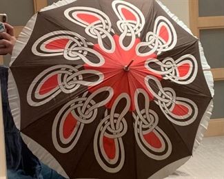 Item 202:  Vintage Fulton's England Umbrella: $30