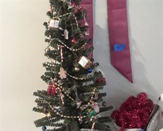 Tabletop tree