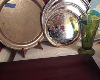 Trays and vases