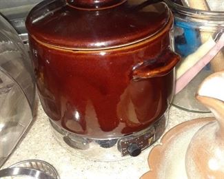Another view of bean pot