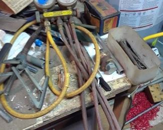 Pressure gauges