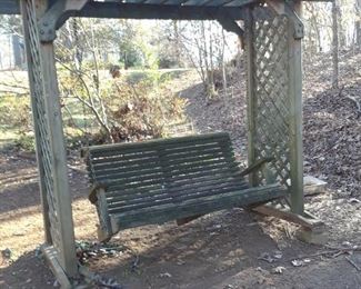 Arbor swing