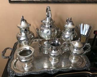 Very complete and grand English tea & coffee set