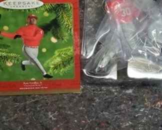 2000 Ken Griffey Jr. Cincinnati Reds Hallmark Christmas Ornament Mlb Baseball