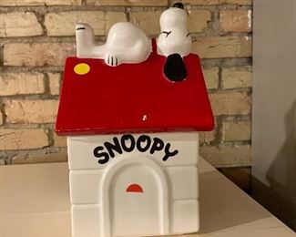 Snoopy Cookie Jar