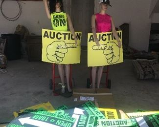 FOLLOW THE SIGNS ON AUCTION DAY