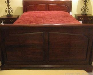 Queen Size Mahogany Sleigh Bed No Pillow or Linens