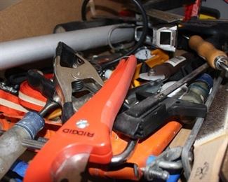 Grease Gun, Strapping, Allen Wrenches, Ridgid Tool