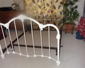 Full Size Wrougt Iron Bed