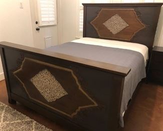 Queen-size bed including oak/mixed wood headboard and footboard 