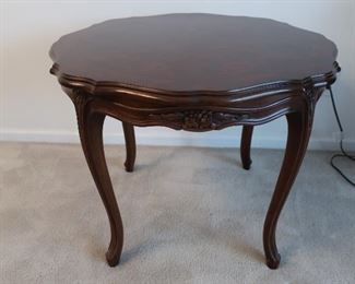 karges   table   27"      table  is  50.00