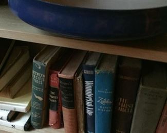 Cook books- sailing books-Dank Kobenstyle casserole