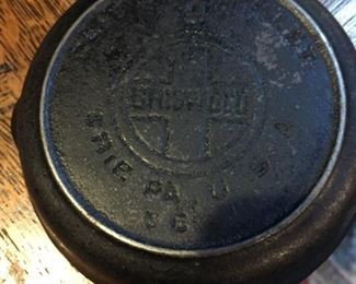 another rare Griswold teeny 3" salesman's sample 