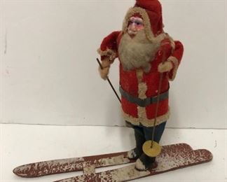 Early Santa On Skiis