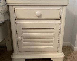 1. Bedroom set by Hooker with wardrobe, Queen size Bed, and tqo nightstands, one of which has a cabinet underneath.  Bedding included.  Excellent shape and beautiful new condition.  White with rubs designed in.   $ 500 all