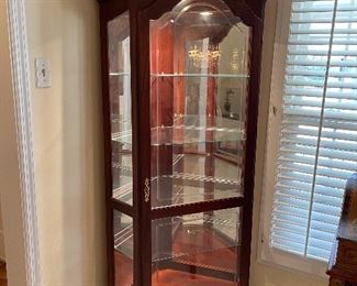 18. Lighted Curio Display CORNER cabinet case in fantastic condition.  Ready to go.  SUper nice $175