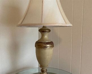 27. Two matching lamps and 2 old Louisiana plantation house prints.  adn one Floral print $95
