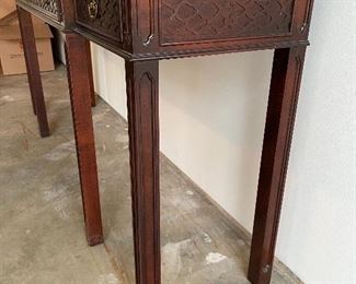 85. Foyer Table.  Matches the 2 side tables and in in great shape.  It was just covered and stored in the garage.  $150