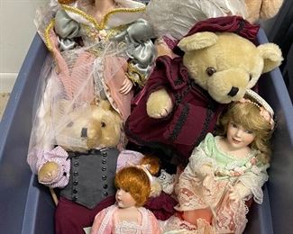 109. SIMILAR ITEMS, SO PLEASE MAKE SURE YOU ARE CLEAR OF THE ITEM NUMBER.                                       Two tubs of mostly Christmas items.  The top layer is shown but each tub has a lot of what you see here.  Tubs are included as well. $75 both