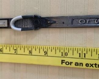 $16.00.............Vintage Olso Norway Ski Thermometer (P164)