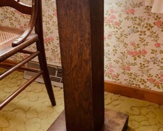 $30.00................Antique Oak Plant Stand (P325)