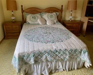 HALF OFF !  $125.00 NOW, WAS $250.00.................Broyhill Full Size Bedroom Set, Full Size Bed, 2 Nightstands and One Dresser with Mirror (P402)