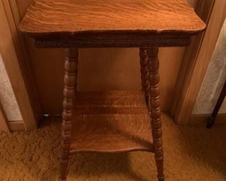 HALF OFF !  $60.00 NOW, WAS $120.00..................Nice Antique Claw and Ball Footed Table, superb condition (P579)