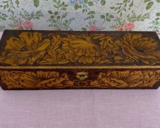 $30.00...............Flemish Wood Burnt Box (P722)