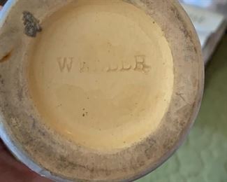 Base View: Weller Vase 8 1/2" tall (P731)